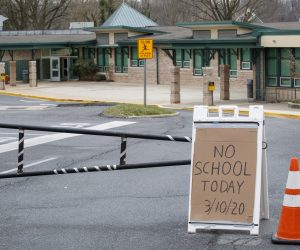 epa08283564 Georgetown Day School is closed for the day in efforts to mitigate the spread of the COVID-19 coronavirus in Washington, DC, USA, 10 March 2020. There are 761 confirmed cases with 27 deaths in the US as the COVID-19 coronavirus continues to spread.  EPA/SHAWN THEW