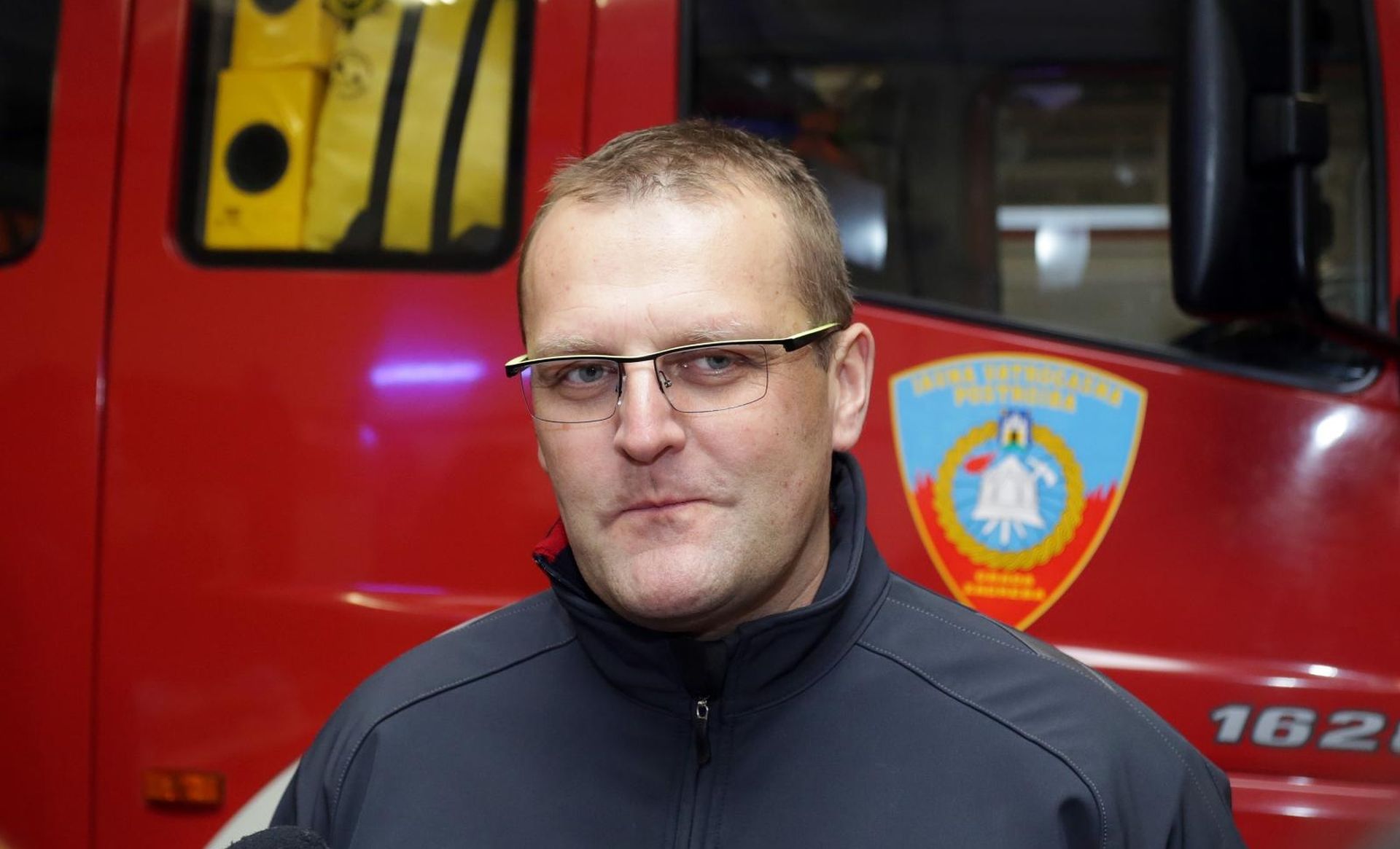 31.12.2016., Zagreb - Gradonacelnik Milan Bandic posjetio vatrogasnu postaju u Savskoj ulici na Staru godinu. Sinisa Jembrih. 
Photo: Luka Stanzl/PIXSELL