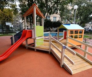 Zagreb: Otvoren multisenzorni dječji park Poliklinike SUVAG 02.10.2018., Zagreb - Zamjenica gradonacelnika Olivera Majic i ravnateljica Poliklinike SUVAG Katarina Pavicic Dokoza, svecano su otvorili multisenzorni djecji park Poliklinike SUVAG. 
Photo: Marko Prpic/PIXSELL