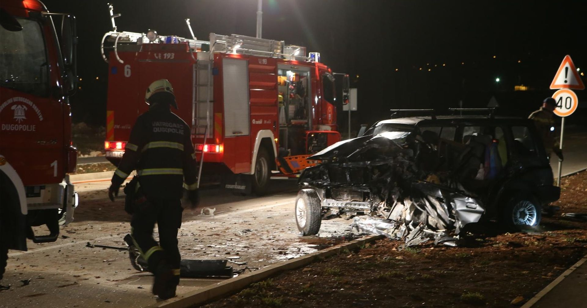 04.03.2020.,Dugopolje- Jedna osoba smrtno stradala i dvije tesko ozlijedjene u stravicnom sudaru dva osobna vozila koji se oko 00 i 45 dogodio u ulici Domovinskog rata. Zbog ocevida cesta je bila zatvorena do 4 sata.
Photo:Ivo Cagalj/PIXSELL