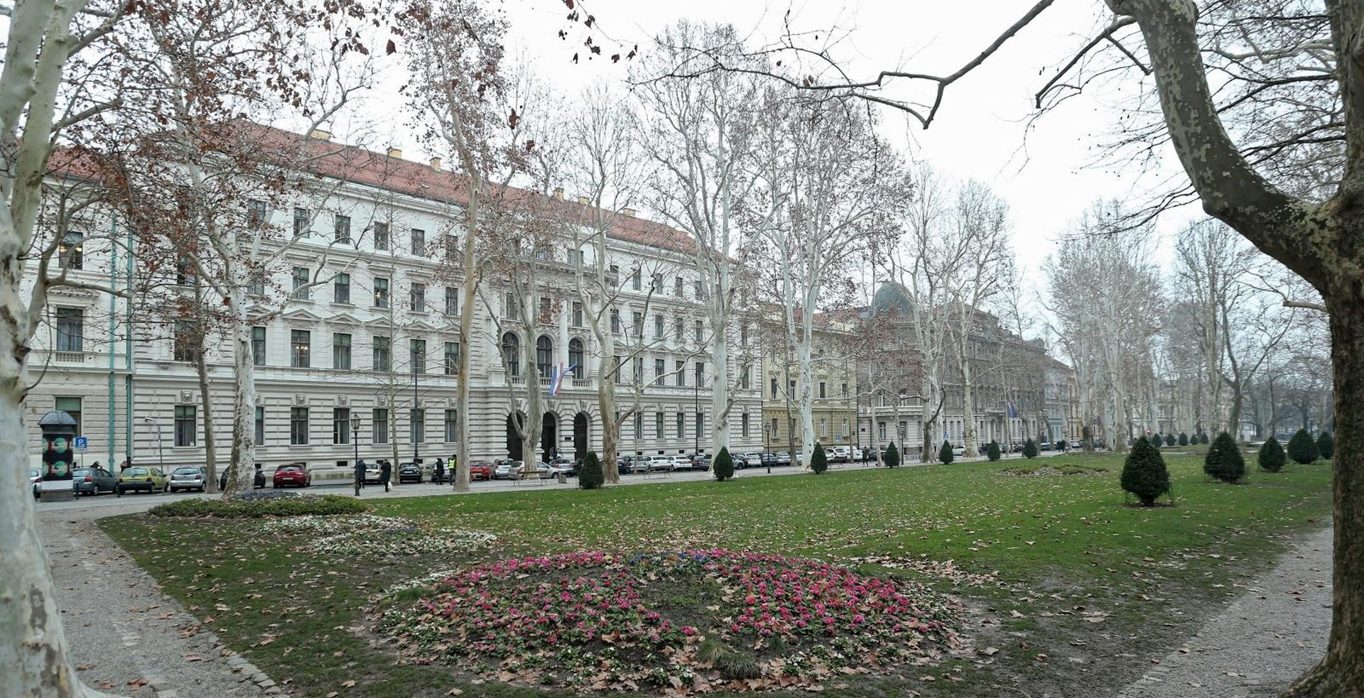 05.02.2018., Zagreb - Zbog dojave o bombi evakuirana zgrada Zupanijskog suda i sigurnost je podignuta na visu razinu. 
Photo: Sanjin Strukic/PIXSELL