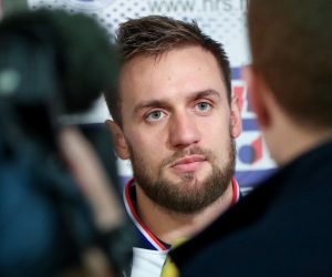 08.01.2019.., Zagreb - Dolazak Hrvatske rukometne reprezentacije u hotel Panorama sa priprema za svjetsko prvenstvo iz Poreca.  Luka Cindric.
Photo: Igor Kralj/PIXSELL