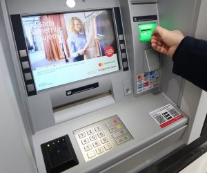 09.02.2018., Karlovac - Bankomat Zagrebacke banke. 
Photo: Kristina Stedul Fabac/PIXSELL