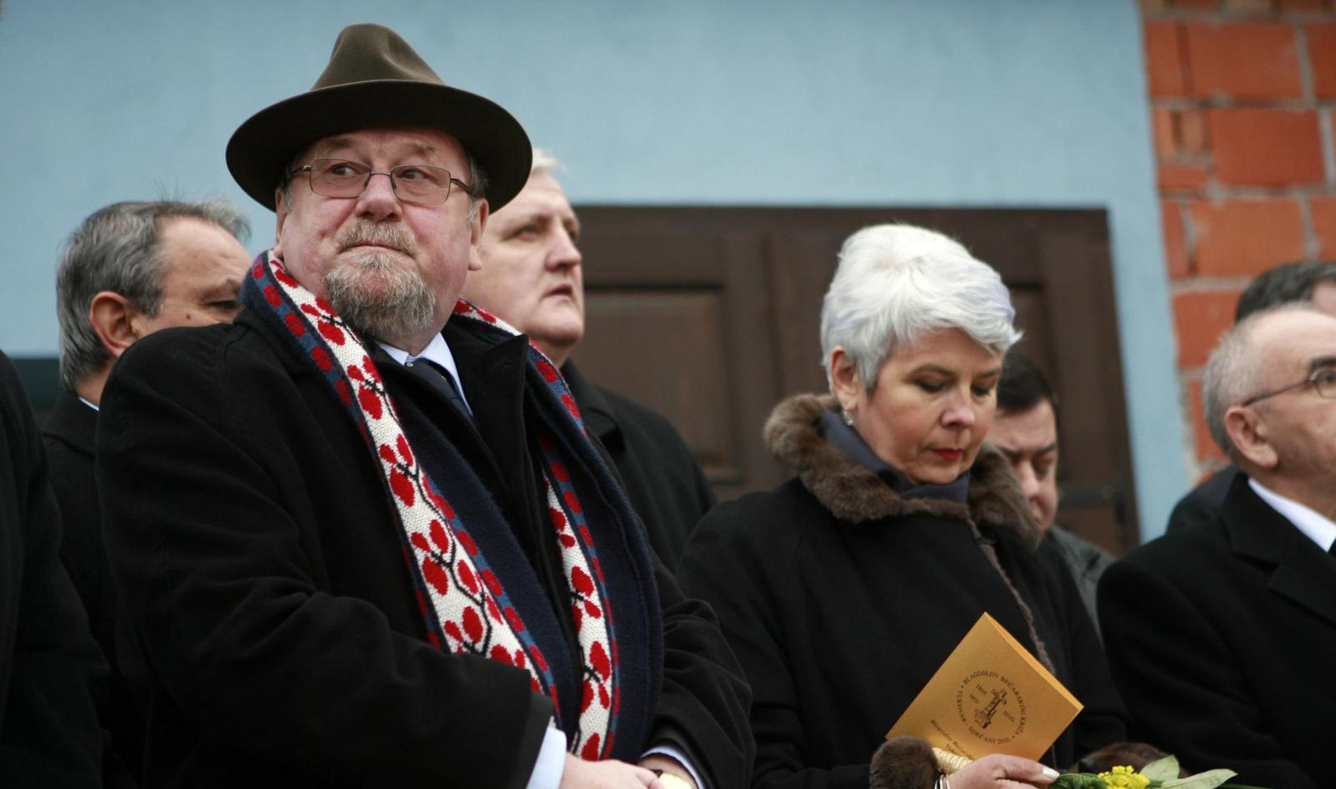 15.01.2010.,Vukovar - Predsjednica Vlade Jadranka Kosor otkrila Becarski Kriz u Vukovaru povodom 15.01. dana priznanja RH.Vladimir Seks
Photo: Marin Franov/PIXSELL