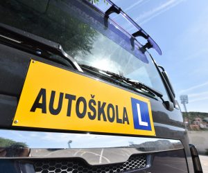 10.06.2018., Sibenik - Kamion autoskole.
Photo: Hrvoje Jelavic/PIXSELL