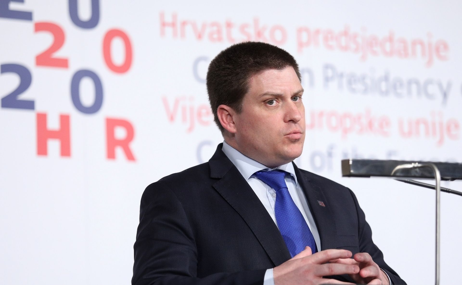 11.03.2020., Opatija - Ministar mora, prometa i infrastrukture Oleg Butkovic na konferenciji za medije u Hotelu Ambasador nakon zavrsetka Neformalnog sastanka ministara prometa EU-a (nadleznih za pomorstvo). Photo: Nel Pavletic/PIXSELL/EU2020HR