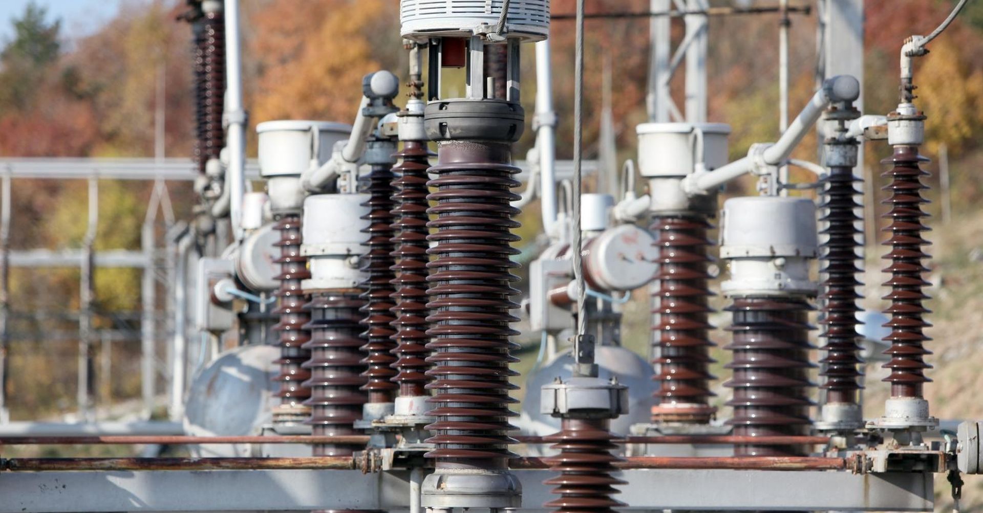 30.11.2011., Rijeka - Kvar na elektrani HEP-a koji se nalazi na Pulcu uzrokovao je nestanak struje u Centru grada.
Photo: Nel Pavletic/PIXSELL