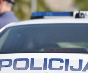 Vozila policije i vatrogasaca 14.10.2018., Vodice - Policija i vatrogasci

Photo: Hrvoje Jelavic/PIXSELL