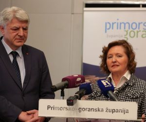 16.03.2020., Rijeka -  Konferencija za medije zupana Zlatka Komadine i zupanijske procelnice za zdravstvo Djulije Malatestinic u sjedistu Zupanije Primorsko goranske. 
Photo:Goran Kovacic/PIXSELL