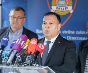 19.03.2020., Zagreb - Nacionalni stozer civilne zastite odrzao je konferenciju za medije o najnovijim detaljima sirenja koronavirusa u Hrvatskoj. ministar zdravstva Vili Beros. Photo: Borna Filic/PIXSELL