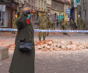 22.03.2020.Zagreb - Stanovnike grada rano jutros probudio je potres nakon kojeg su gradjani izasli iz svojih zgrada i kuca. 
Photo:Bruno Fantulin/PIXSELL