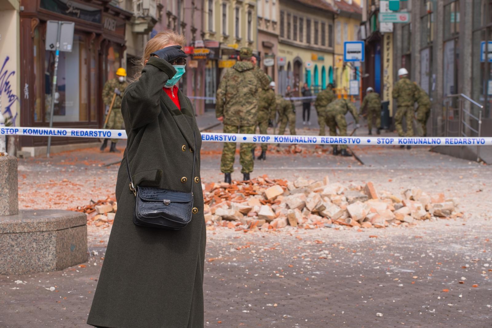 22.03.2020.Zagreb - Stanovnike grada rano jutros probudio je potres nakon kojeg su gradjani izasli iz svojih zgrada i kuca. 
Photo:Bruno Fantulin/PIXSELL