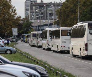 23.08.2019,Zagreb - Prosvjedna voznja vozaca javnolinijskog prijevoza krenula je s parkiralista kod Zagrebacko velesajma prema Ministarstvu mora, prometa i veza. Photo: Jurica Galoic/PIXSELL