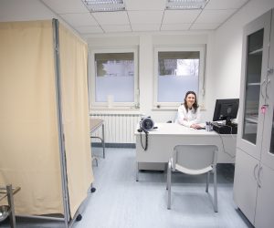 Zagreb: Gradonačelnik Milan Bandić otvorio ambulantu obiteljske medicine u Buzinu 28.01.2019., Zagreb - Gradonacelnik Milan Bandic otvorio je ambulantu obiteljske medicine u Buzinu koja se prostire na 137 cetvornih metara i smjestena je u mjesnom odboru Buzin. 
Photo: Luka Stanzl/PIXSELL