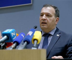 28.02.2020.,Zagreb - medicinski fakultet, Sastanak dekanica i dekana sastavnica Sveucilista u Zagrebu o postupanju u vezi s koronavirusom. 
O temi su govorili Adriana Vince, Ivana Pavic Simetin, Vili Beros, Damir Boras, Alemka Markotic, Krunoslav Capak
Photo: Dalibor Urukalovic/PIXSELL