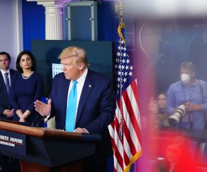 epa08349408 US President Donald J. Trump, joined by members of the Coronavirus Task Force, delivers remarks on the COVID-19 pandemic in the James S. Brady Press Briefing Room of the White House in Washington, DC, USA, 07 April 2020.  EPA/JIM LO SCALZO