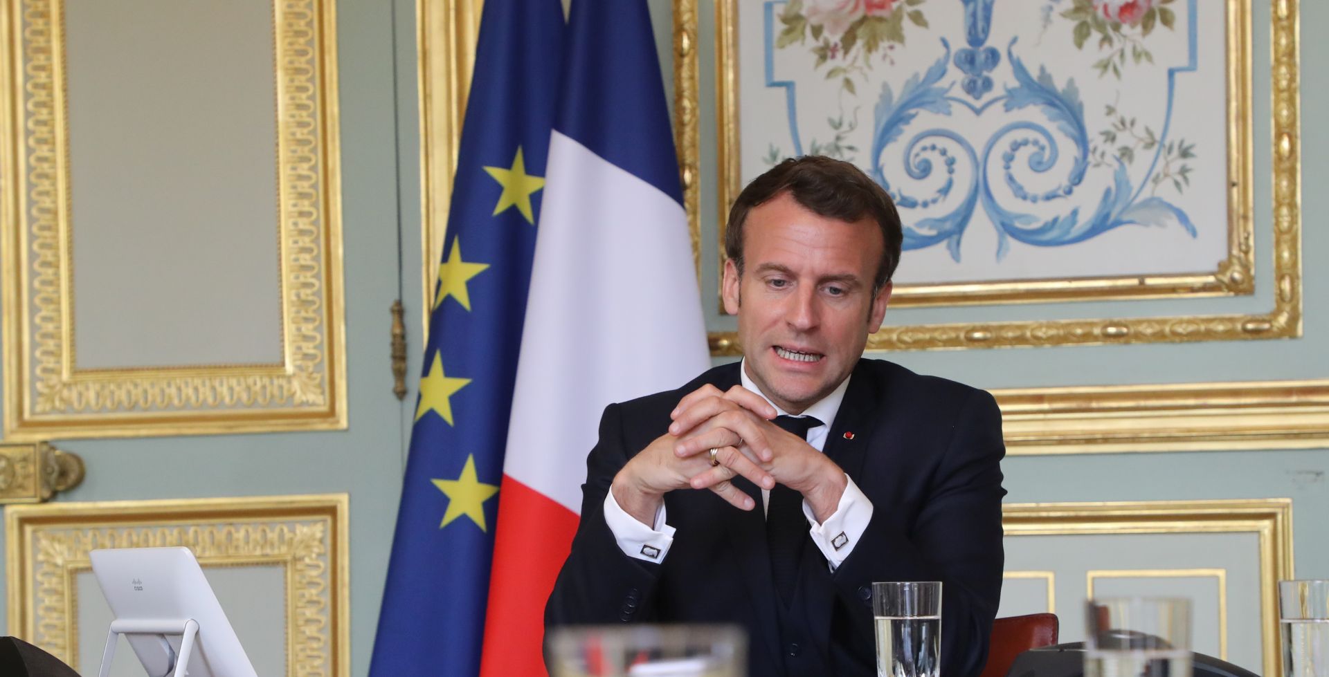 epa08351332 French president Emmanuel Macron takes part in a videoconference with World Health Organization (WHO) general director Tedros Adhanom Ghebreyesus at the Elysee Palace, Paris, France, 08 April 2020. Countries around the world are taking increased measures to stem the widespread of the SARS-CoV-2 coronavirus which causes the Covid-19 disease.  EPA/LUDOVIC MARIN / POOL  MAXPPP OUT