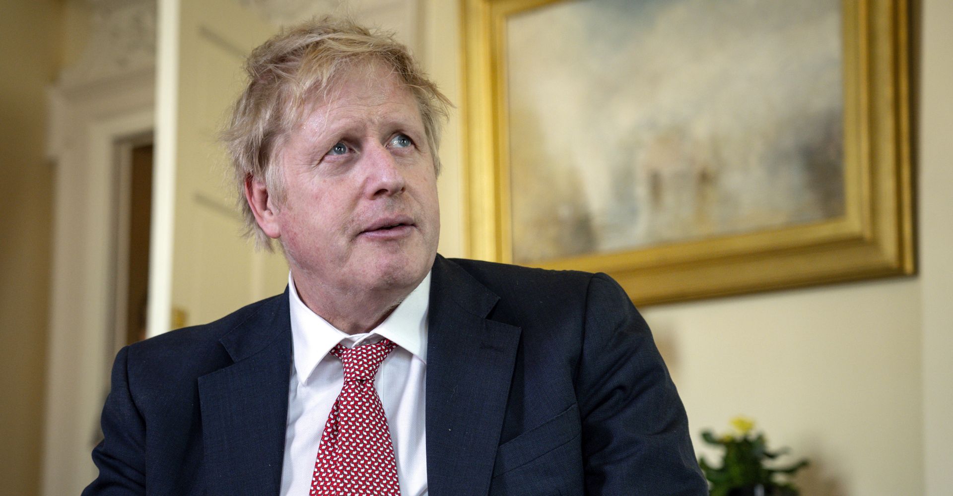 epa08359314 A handout photo made available by 10 Downing Street shows Britain's Prime Minister Boris Johnson thanks the NHS in a video message on Easter Sunday in 10 Downing Street in London, Britain, 12 April 2020. British Prime Minister Boris Johnson was discharged from hospital on 12 April 2020. Johnson was treated for the pandemic COVID-19 disease caused by the SARS-CoV-2 coronavirus at St. Thomas'.  EPA/PIPPA FOWLES/n10 DOWNING STREET / HANDOUT MANDATORY CREDIT: Pippa Fowles/n10 Downing Street. HANDOUT EDITORIAL USE ONLY/NO SALES