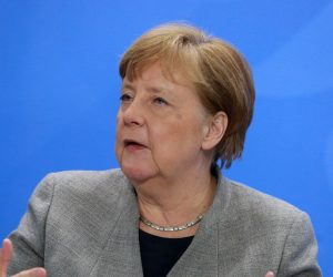 epa08364968 German Chancellor Angela Merkel addresses a press conference about the latest plans of the German government to slowly ease lockdown restrictions imposed during the coronavirus disease (COVID-19) pandemic, at the chancellery in Berlin, Germany, 15 April 2020.  EPA/CHRISTIAN MARQUARDT / POOL