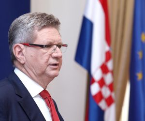 01.10.2019., Zagreb - U Saboru je odrzana konferencija za medije kluba zastupnika HSS-a i Demokrata, na kojoj je Mirando Mrsic govorio o razdvajanju mirovina.
Photo: Patrik Macek/PIXSELL