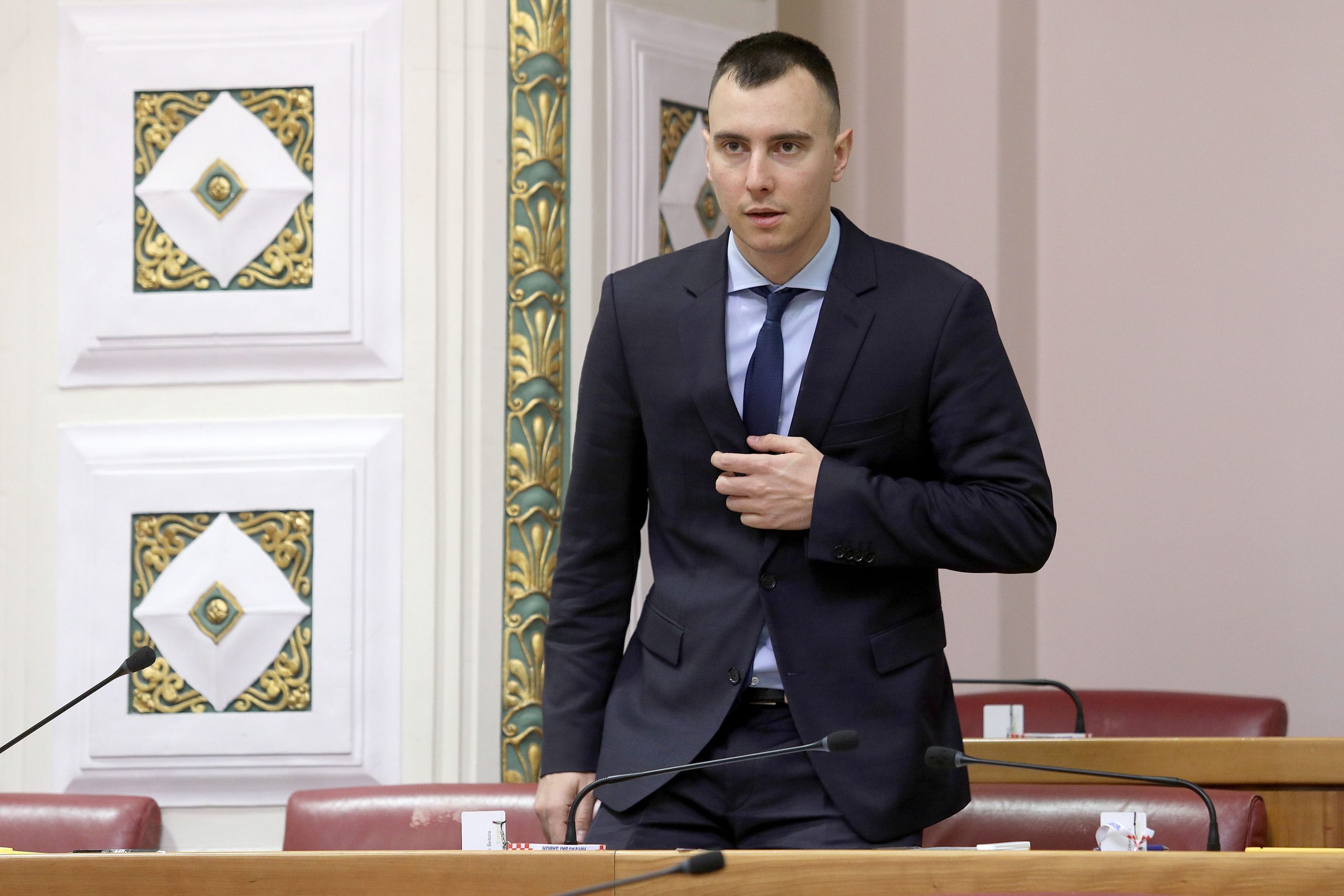 05.02.2020., Zagreb - Sabor 16. sjednicu nastavlja raspravom o Prijedlogu strategije energetskog razvoja Republike Hrvatske do 2030. s pogledom na 2050. godinu.
Photo: Patrik Macek/PIXSELL