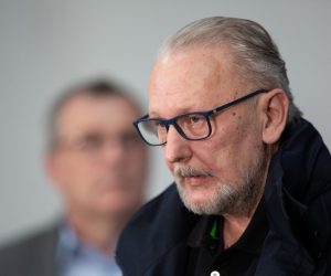 05.04.2020., Zagreb - Nacionalni stozer civilne zastite odrzao je konferenciju za medije o najnovijim detaljima sirenja koronavirusa u Hrvatskoj. Ministar unutarnjih poslova Davor Bozinovic. Photo: Daniel Kasap/POOL/FAH