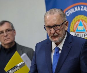 06.04.2020., Zagreb - Nacionalni stozer civilne zastite odrzao je konferenciju za medije o najnovijim detaljima sirenja koronavirusa u Hrvatskoj. Photo: Jurica Galoic/PIXSELL