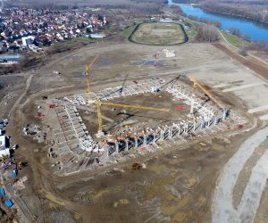 05.03.2020., Osijek - Radovi na novom stadionu NK Osijek na Pampasu. Stadion ce biti u potpunosti natkriven s 12.850 mjesta i opremljen modernom tehnologijom. Uz stadion ce se nalaziti i nogometni kamp te nekoliko pomocnih terena. Photo: Tin Mandic/PIXSELL