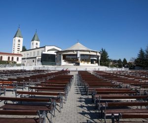 10.03.2020., Medjugorje, Bosna i Hercegovina - Zbog koronavirusa smanjen je broj hodocasnika u svetiste.
Photo: Denis Kapetanovic/PIXSELL