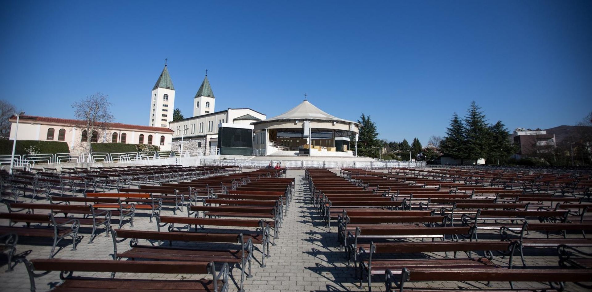 10.03.2020., Medjugorje, Bosna i Hercegovina - Zbog koronavirusa smanjen je broj hodocasnika u svetiste.
Photo: Denis Kapetanovic/PIXSELL