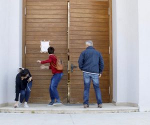 12.04,2020. Split - U Crkvi na Sirobuji napadnuta novinarka koja je pratila misu koju je unatoc svim zabranama odrzao Don Josip Delas, zupnik Zupe sv. Leopolda Bogdana Mandica.
Photo: PIXSELL