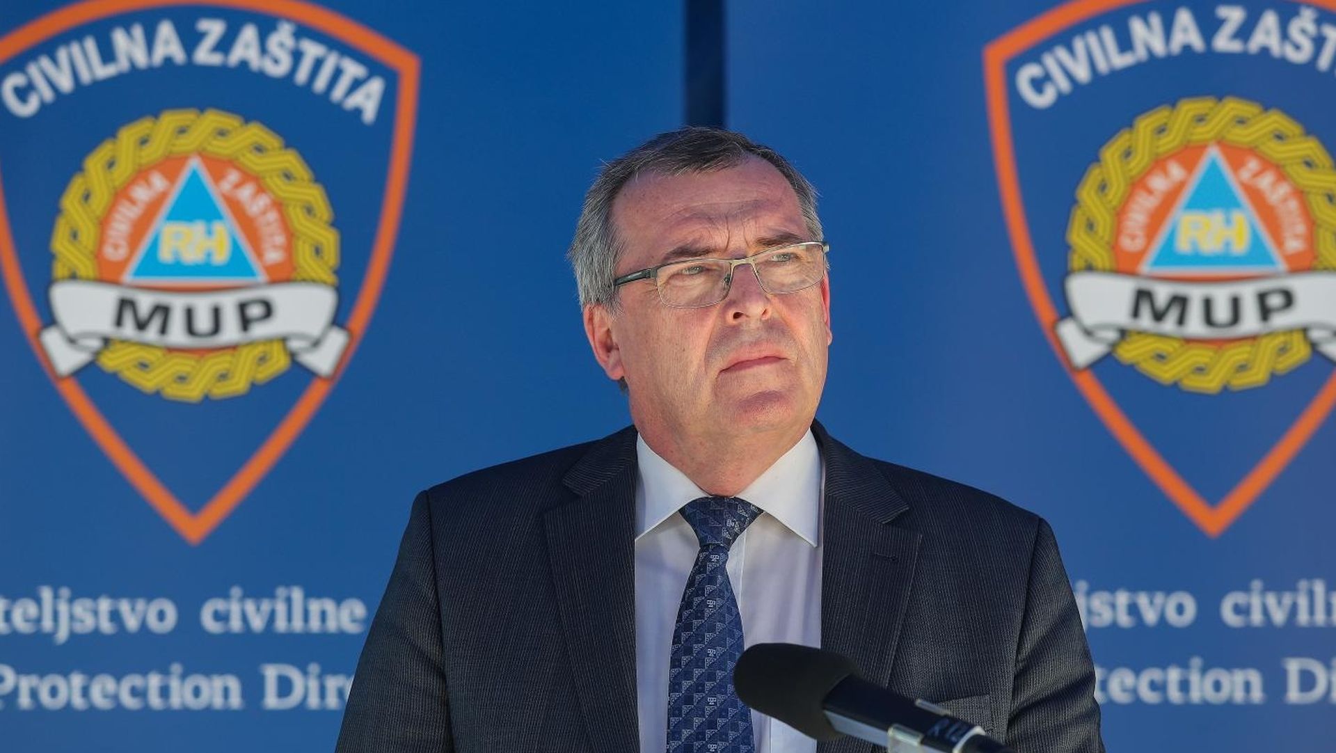 12.04.2020., Zagreb - Nacionalni stozer civilne zastite odrzao je konferenciju za medije o najnovijim detaljima sirenja koronavirusa u Hrvatskoj. Ravnatelj Hrvatskog zavoda za javno zdravstvo (HZJZ) Krunoslav Capak. 
Photo: Luka Stanzl/PIXSELL