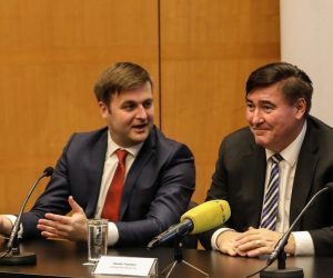 12.12.2019,Zagreb - Predsjednik Uprave Ine Sandor Fasimon , ministar zastite okolisa i energetike  Tomislav Coric i  glavni direktor MOL grupe Jozsef Molnar na konferenciji za novinare objavili su novi sporazum oko rafinerije Rijeka.
Photo: Jurica Galoic/PIXSELL