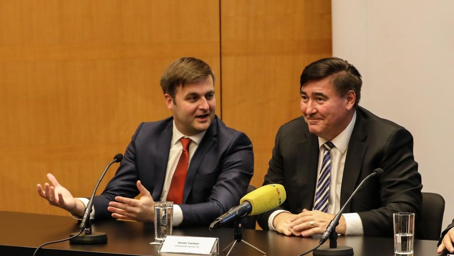 12.12.2019,Zagreb - Predsjednik Uprave Ine Sandor Fasimon , ministar zastite okolisa i energetike  Tomislav Coric i  glavni direktor MOL grupe Jozsef Molnar na konferenciji za novinare objavili su novi sporazum oko rafinerije Rijeka.
Photo: Jurica Galoic/PIXSELL