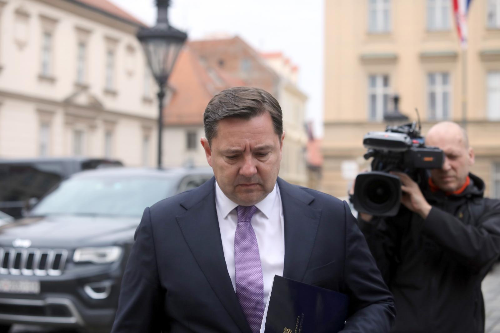 13.03.2020., Zagreb - Andrija Mikulic dolazi na sastanak premijera s ministrima i Kriznim stozerom. 
Photo: Patrik Macek/PIXSELL