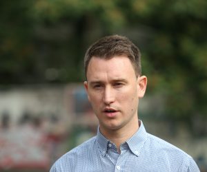 "Dinamo - to smo mi" traži da se osuđenim djelatnicima zabrani bavljenje nogometom 14.09.2018., Zagreb - Konferencija za medije Udruge clanova Dinamo "Dinamo - to smo mi". Na press konferenciji predsjednik udruge Juraj Cosic predstavio je zahtjev koji ce uputiti krovnoj nogometnoj organizaciji FIFA-i u kojoj traze da izrekne zabranu bavljenja nogometom istaknutom nogometnom djelatniku u Hrvatskoj temeljem presude u Osijeku za podjelu odstete u transferu Dejana Lovrena. 
Photo: Luka Stanzl/PIXSELL