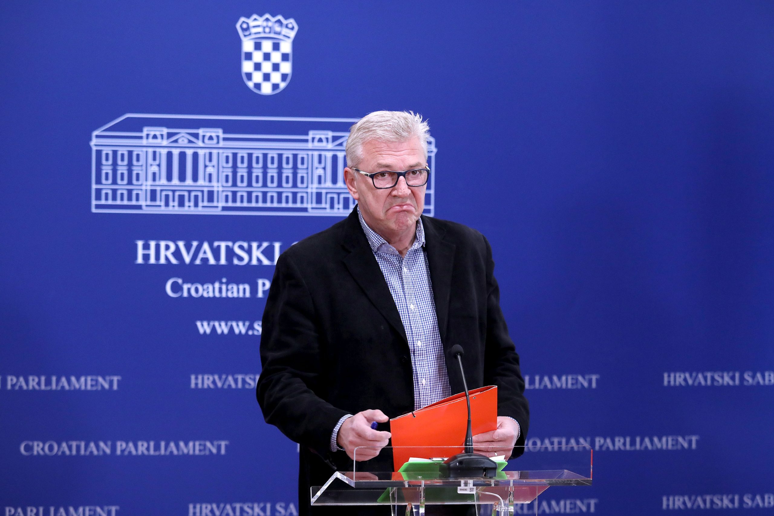 23.04.2020., Zagreb - Na konferenciji za medije Kluba zastupnika SDP-a odrzanoj u Saboru o temi: "Upravljanje krizom" govorio je zastupnik Ranko Ostojic.
Photo: Patrik Macek/PIXSELL