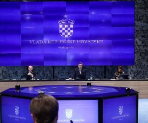 23.04.2020., Zagreb - U zgradi Nacionalne i sveucilisne knjiznice odrzana je sjednica Vlade RH. Dolasci ministara i predsjednika Vlade. Davor Bozinovic, Damir Krsticevic, Andrej Plenikovic, Zdravko Maric. 
Photo: Goran Stanzl/PIXSELL