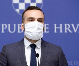 24.03.2020., Zagreb - Konferencija za medije o Vladinim gospodarskim mjerama zbog krize izazvane koronavirusom. ministar rada i mirovinskog sustava Josip Aladrovic Photo: Damir Sencar/HINA/POOL/PIXSELL