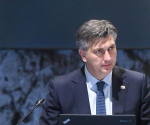 26.03.2020., Zagreb - U zgradi Nacionalne i sveucilisne knjiznice odrzana je 220. sjednica Vlade. Predsjednik VLade Andrej Plenkovic Photo: Josip Regovic/PIXSELL