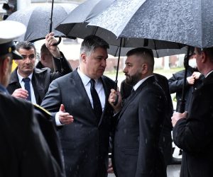 01.05.2020. Okucani  - Obiljezavanje 25. obljetnice vojno redarstvene operacije Bljesak. Zoran Milanovic, Andrej Plenkovic 
Photo: Ivica Galovic/ PIXSELL