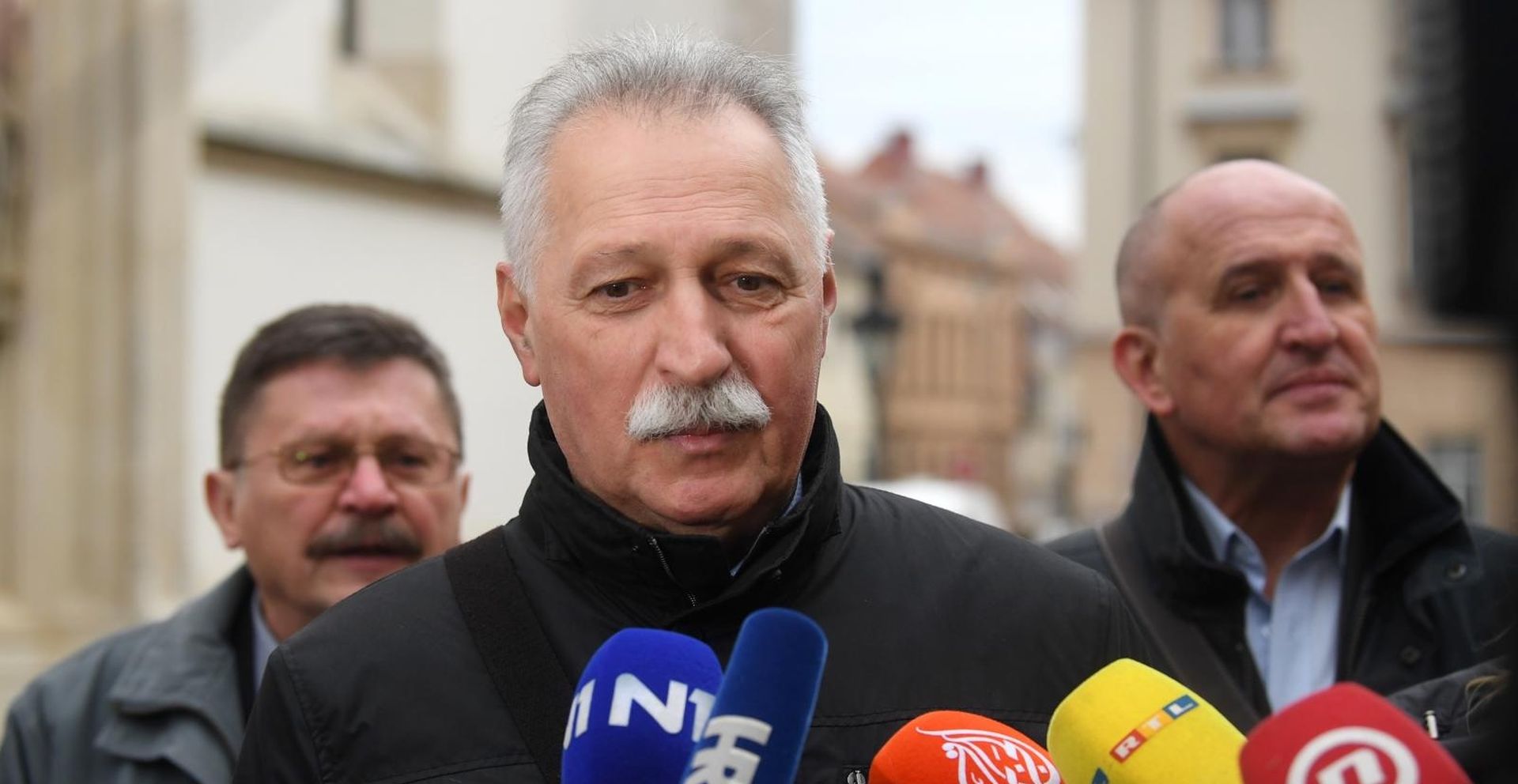 01.12.2019., Zagreb - U Banskim dvorima odrzava se nastavak pregovora obrazovnih sindikata i vlade oko strajka u skolama. Predsjednik Nezavisnog sindikata zaposlenih u srednjim skolama Hrvatske Branimir Mihalinec, Sanja Sprem
Photo: Marko Lukunic/PIXSELL