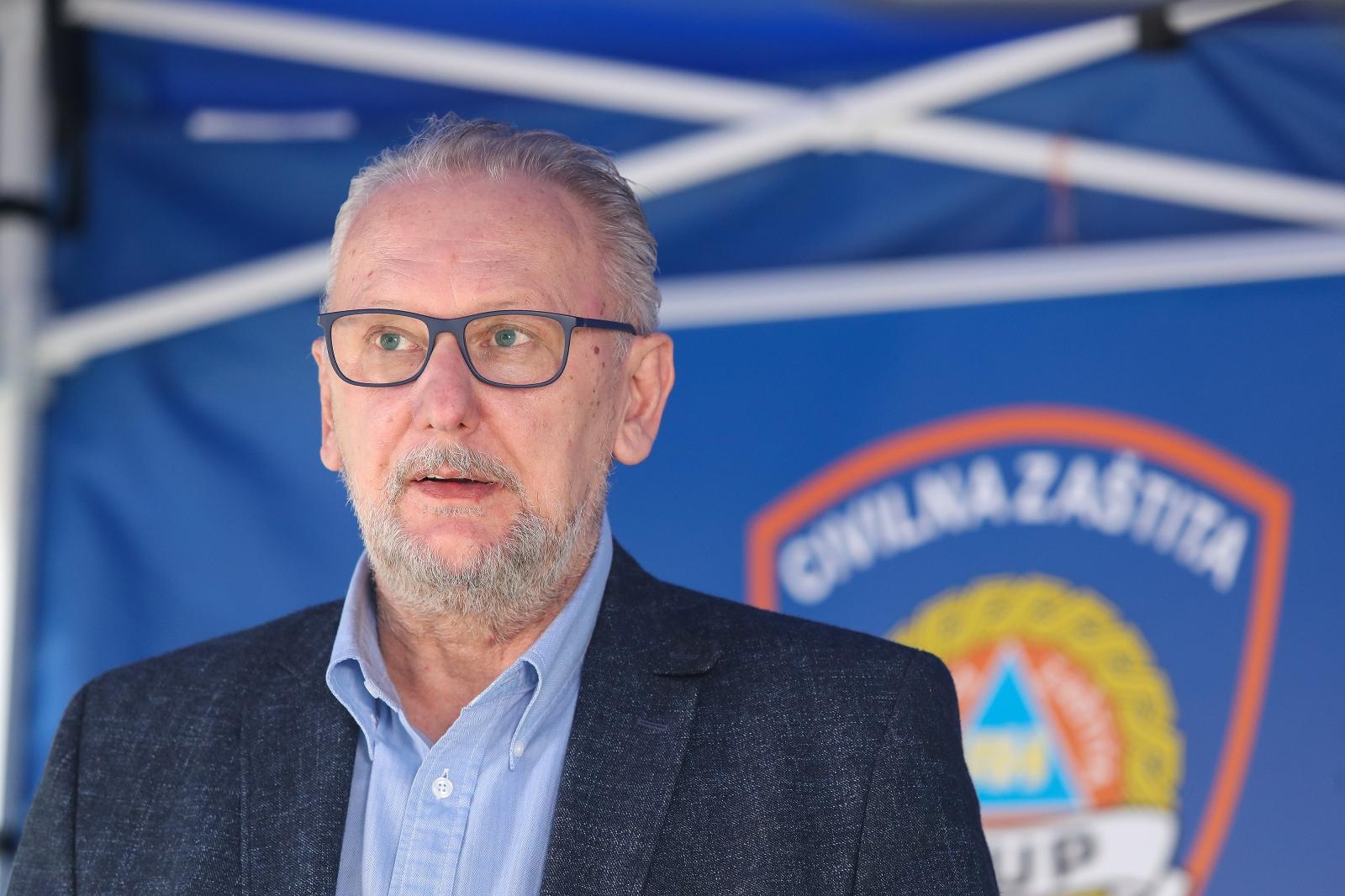 03.05.2020., Zagreb - Nacionalni stozer civilne zastite odrzao je konferenciju za medije o najnovijim detaljima sirenja koronavirusa u Hrvatskoj. Ministar unutarnjih poslova Davor Bozinovic.
Photo: Luka Stanzl/PIXSELL