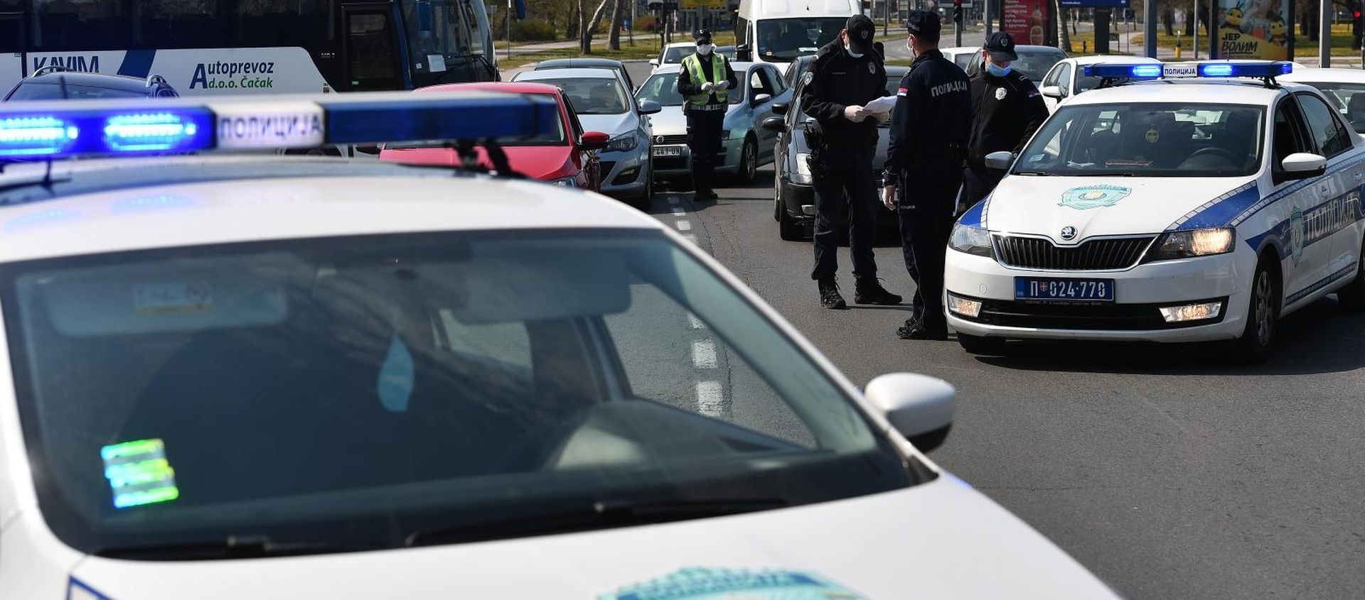 04.04.2020., Beograd, Srbija - U Srbiji je zbog pandemije koronavirusa uveden 40-satni vikend policijski sat, od subote u 13 h do ponedeljka u 05 h. Najavljene su poostrene mjere kontrole krsenja. Photo: Srdjan Ilic/PIXSELL