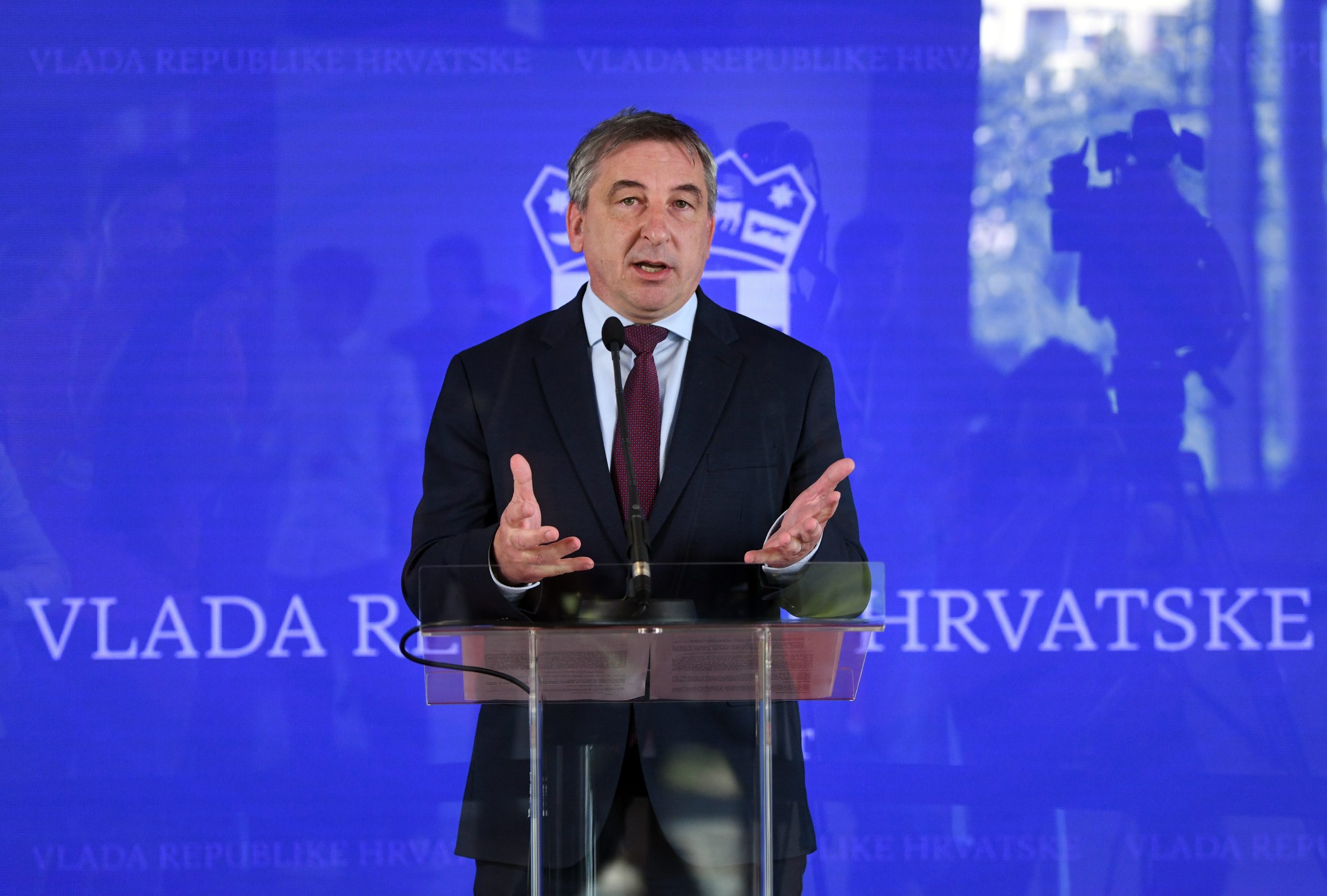 04.05.2020., Zagreb - U Nacionalnoj i sveucilisnoj knjiznici odrzan je radni sastanak na temu hitnih sanacija objekata ostecenih u potresu, odnosno sufinanciranja sanacije dimnjaka i ugradnje novih bojlera. Nakon radnog sastanka medijima se obratio Predrag Stromar. Photo: Josip Regovic/PIXSELL