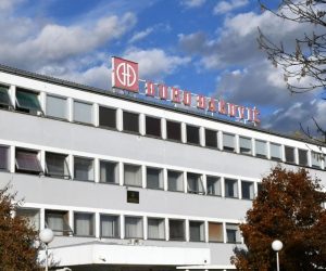 05.11.2019., Slavonski Brod, Tvornica Djuro Djakovic u kojoj strajk i dalje traje, sve do isplate placa svim radnicima.
Photo: Ivica Galovic/PIXSELL