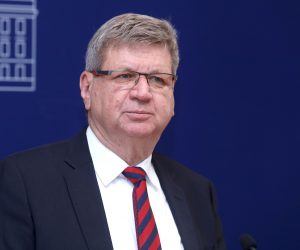 06.03.2020., Zagreb - Na konferenciji za medije Demokrata odrzanoj u Saboru o temi: "Ravnopravne u poslu – ravnopravne i u placi" govorili su Mirando Mrsic i Marina Kasunic Peris.
Photo: Patrik Macek/PIXSELL