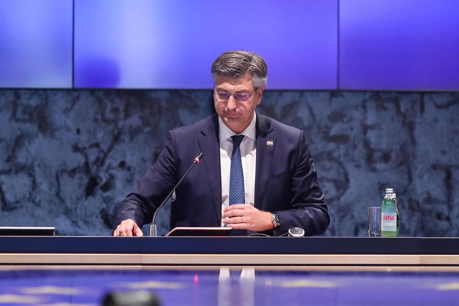 07.05.2020., Zagreb - U Nacionalnoj i sveucilisnoj knjiznici predsjednik Vlade Andrej Plenkovic predsjedao je petom sjednicom Nacionalnog vijeca za uvodjenje eura kao sluzbene valute u Republici Hrvatskoj. Premijer Andrej Plenkovic. 
Photo: Luka Stanzl/PIXSELL