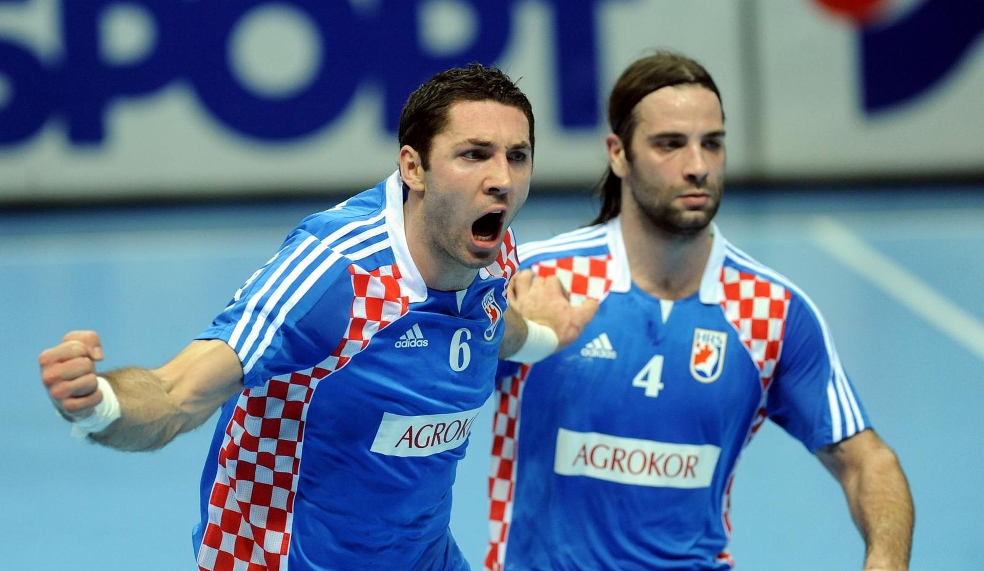 22.01.2009., dvorana Spaladium Arena, Split, Hrvatska - Na Svjetskom prvenstvu u rukometu odigrana je utakmica 5. kola skupine B izmedju reprezentacija Hrvatske i Svedske. I jedna i druga reprezentacija do ovog susreta je neporazena. Blazenko Lackovic, Ivano Balic
Photo: Goran Stanzl/Vecernji list