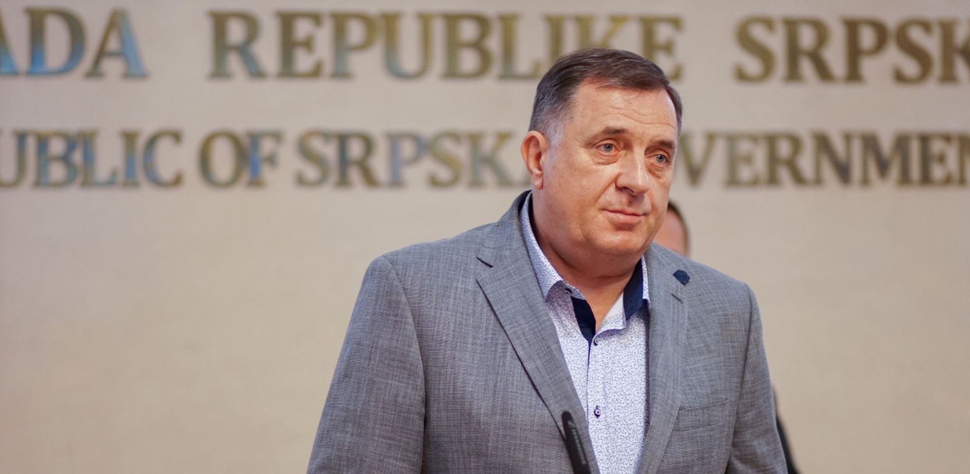 10.04.2020., zgrada Vlade RS, Banja Luka (BiH) – Fahrudin Radoncic, ministar sigurnosti Bosne i Hercegovine, sastao se  s clanom Predsjednistva BiH Miloradom Dodikom i Draganom Lukacem, ministrom unutarnjih poslova RS,
Photo: Dejan Rakita/PIXSELL